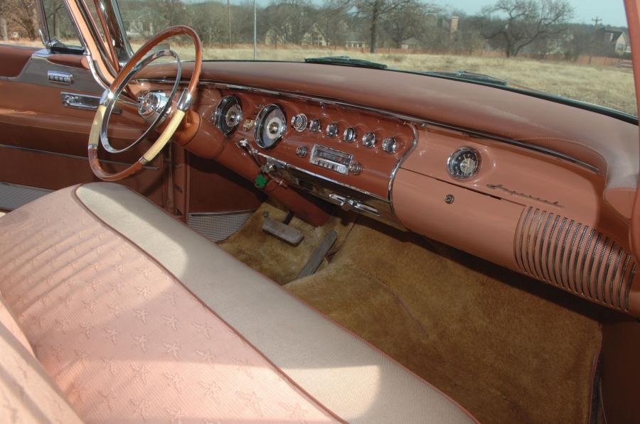  Chrysler Imperial Sedan 1956 года  (фото 8 из 10)